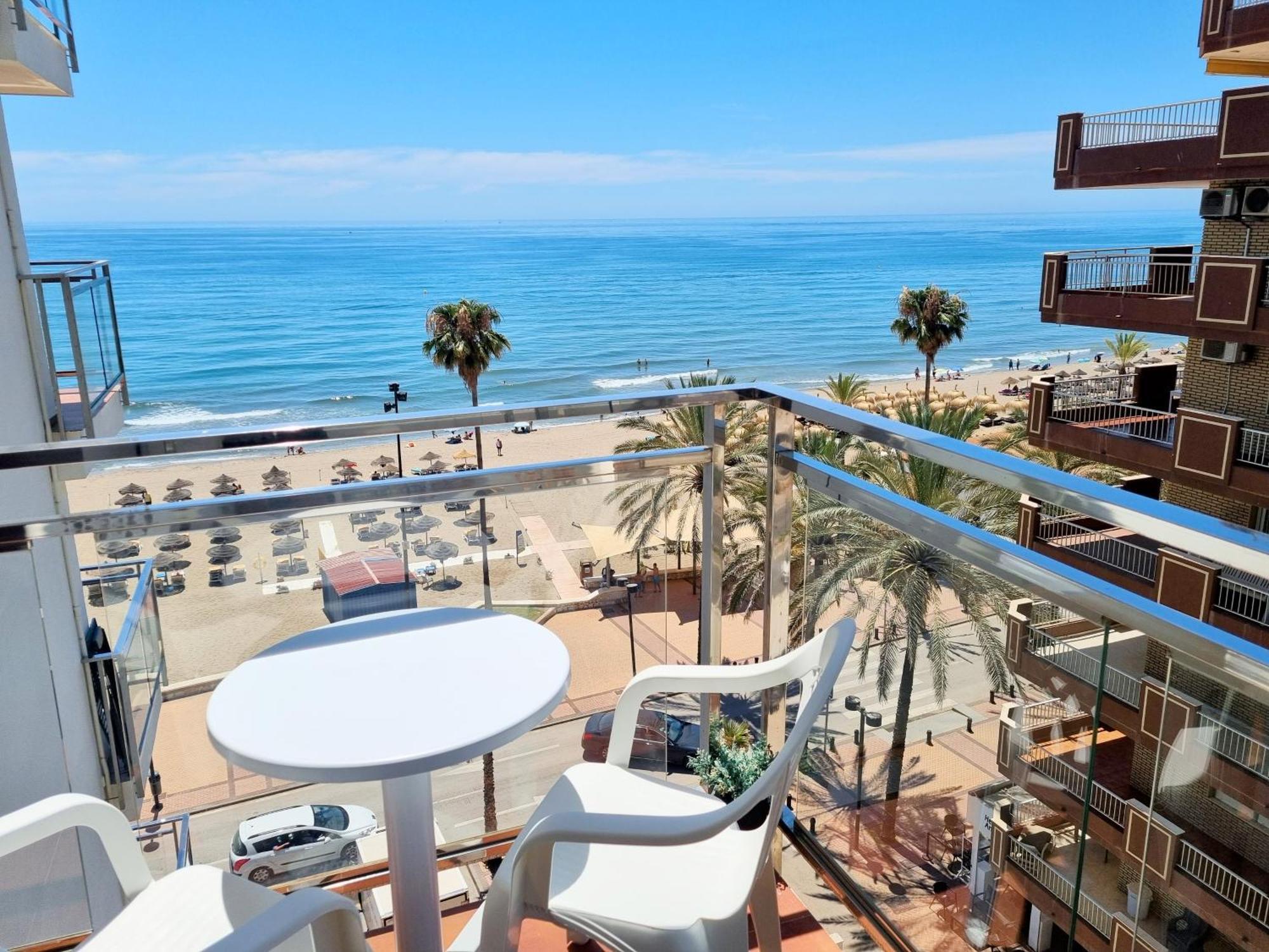 Barbados Beach And Pool Apartment Fuengirola Buitenkant foto